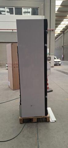 Şenocak D 372 (HASARLI) Plus R600 Dikey Şişe Soğutucu Beyaz